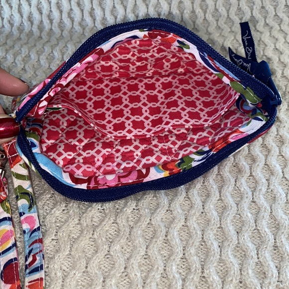 Vera Bradley Wristlet - Picture 5 of 5